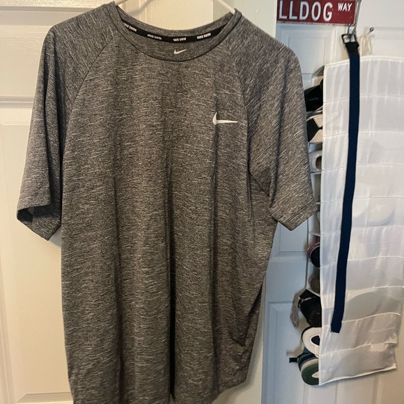 Mens Nike Swim T-Shirt - Picture 1 of 4